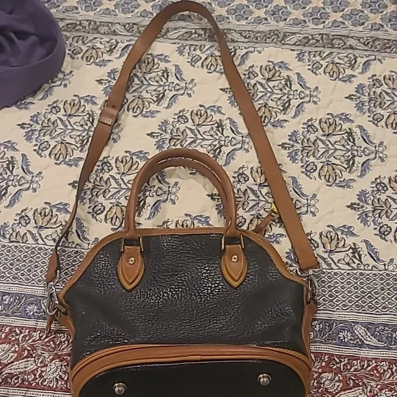 Vintage Rare Dooney & Bourke All-Weather Leather Norfolk Purse - Picture 3 of 8